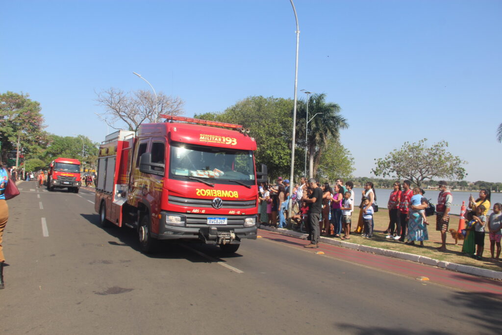 Três Lagoas celebra Independência com grandioso desfile cívico na Lagoa Maior Três Lagoas celebra Independência com grandioso desfile cívico na Lagoa Maior