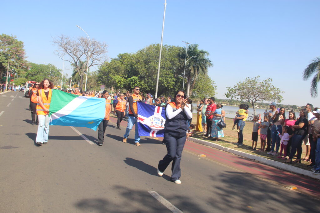 Três Lagoas celebra Independência com grandioso desfile cívico na Lagoa Maior Três Lagoas celebra Independência com grandioso desfile cívico na Lagoa Maior