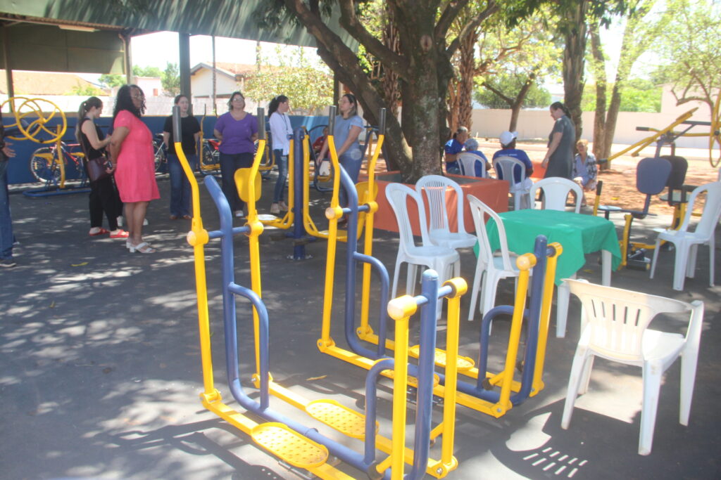 Emoção e renovação: Centro de Convivência “Tia Nega” é entregue revitalizado à comunidade