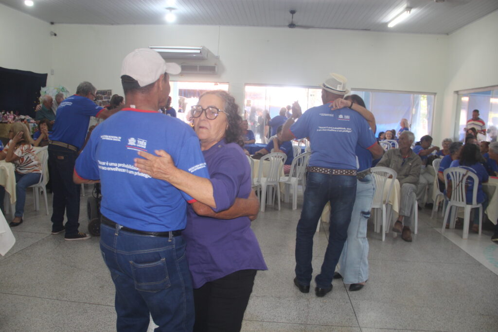 Emoção e renovação: Centro de Convivência “Tia Nega” é entregue revitalizado à comunidade