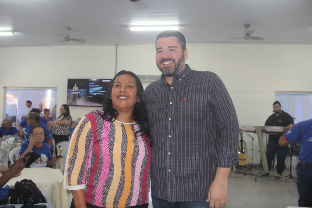 Emoção e renovação: Centro de Convivência “Tia Nega” é entregue revitalizado à comunidade