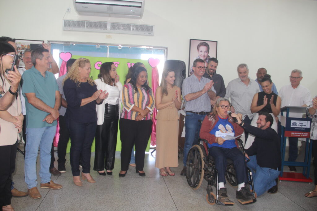 Emoção e renovação: Centro de Convivência “Tia Nega” é entregue revitalizado à comunidade