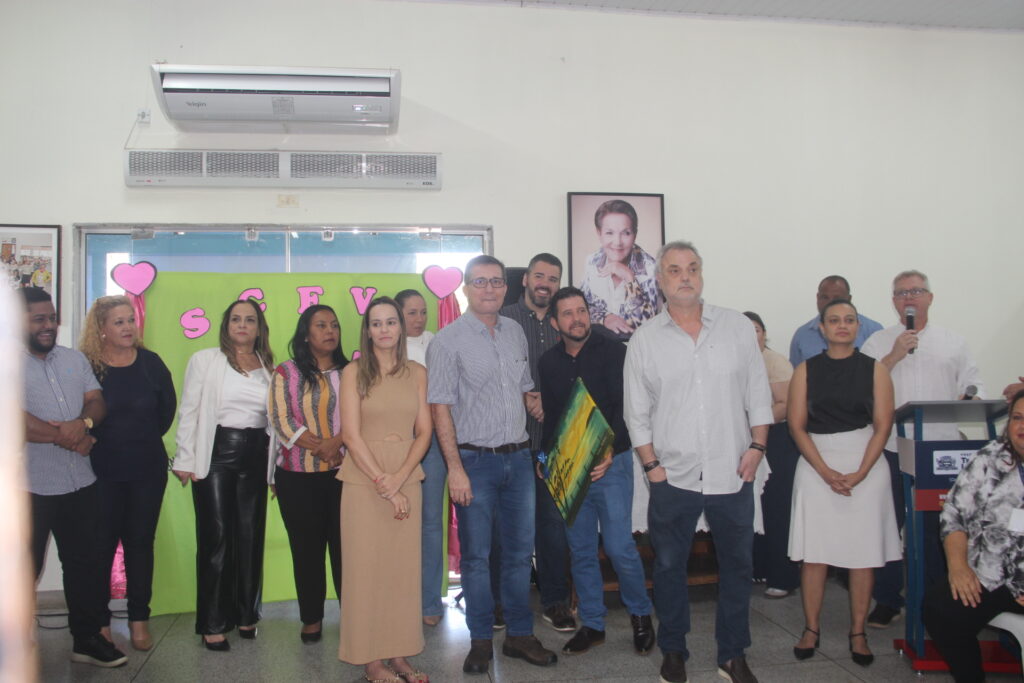 Emoção e renovação: Centro de Convivência “Tia Nega” é entregue revitalizado à comunidade