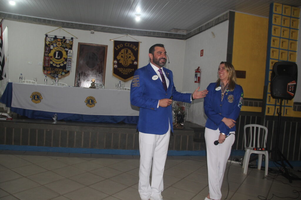 Lions Clube empossa novo presidente em cerimônia marcada por emoção e compromisso com a comunidade