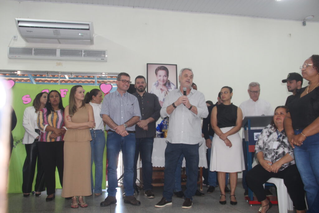 Emoção e renovação: Centro de Convivência “Tia Nega” é entregue revitalizado à comunidade