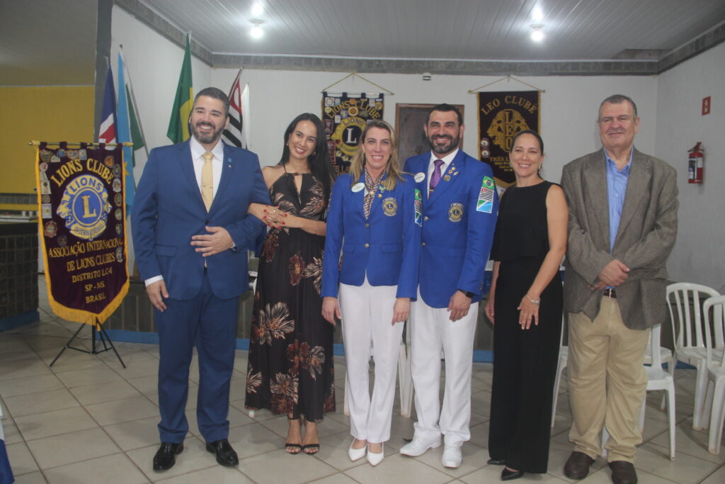 Lions Clube empossa novo presidente em cerimônia marcada por emoção e compromisso com a comunidade