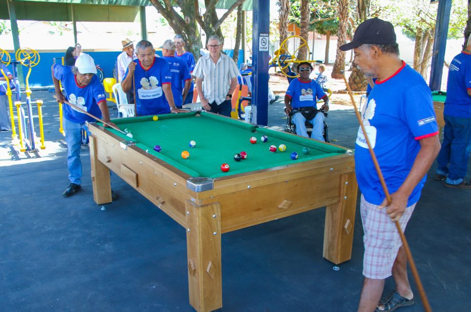 Entrega da revitalização do SCFV “Tia Nega” teve festa para os idosos