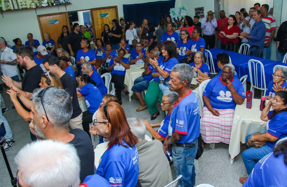 Entrega da revitalização do SCFV “Tia Nega” teve festa para os idosos