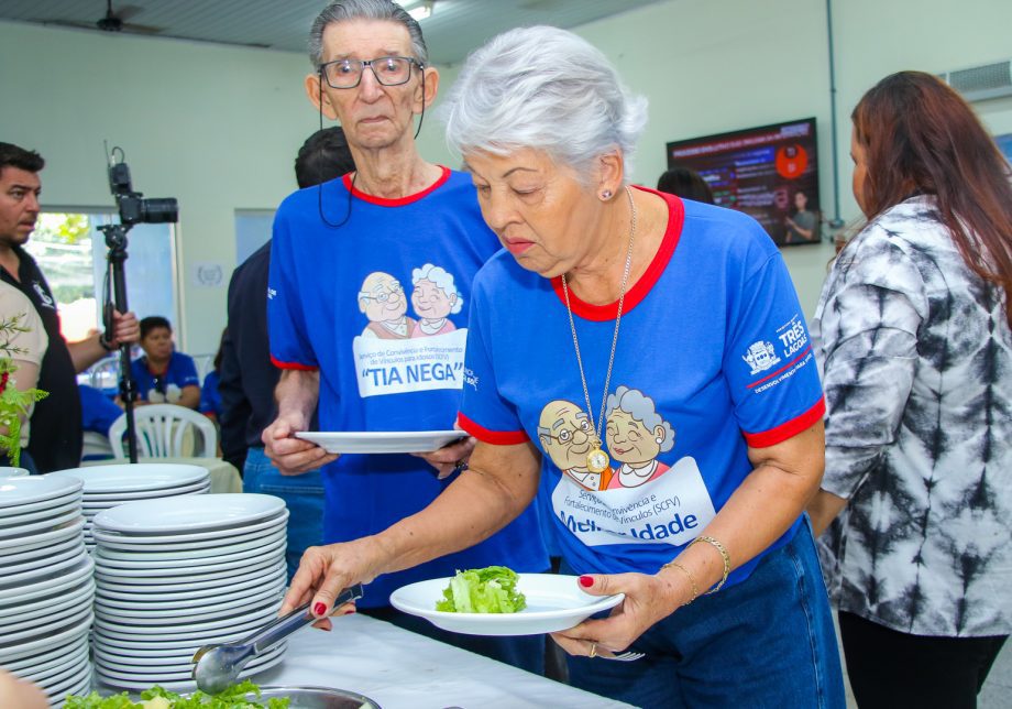 Entrega da revitalização do SCFV “Tia Nega” teve festa para os idosos