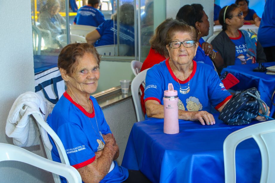Entrega da revitalização do SCFV “Tia Nega” teve festa para os idosos