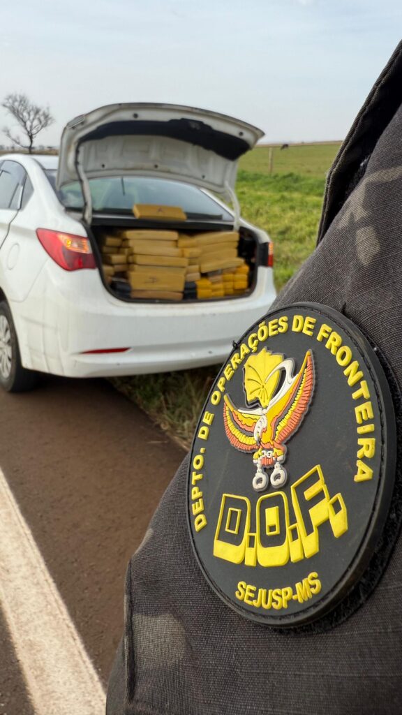 DOF recaptura foragido com mais de 650 quilos de drogas em carro roubado DOF recaptura foragido com mais de 650 quilos de drogas em carro roubado