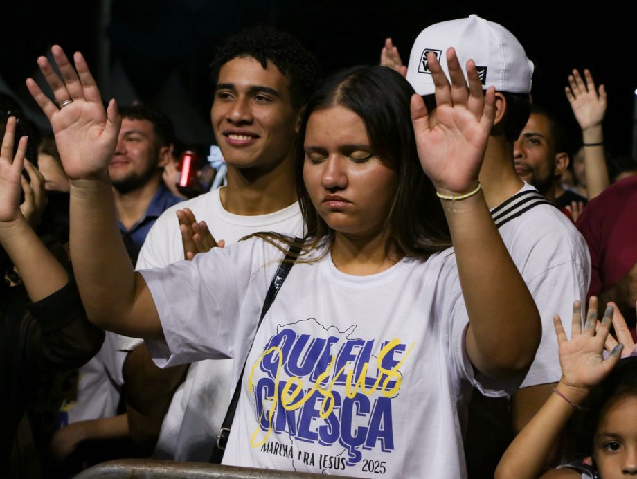 7ª Marcha para Jesus reúne quase 20 mil pessoas da comunidade cristã em Três Lagoas