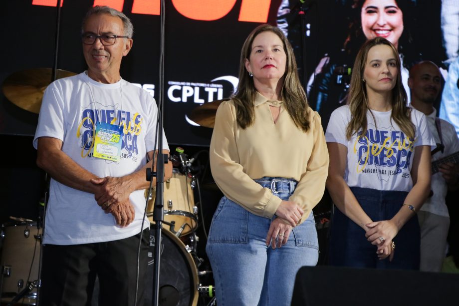 7ª Marcha para Jesus reúne quase 20 mil pessoas da comunidade cristã em Três Lagoas