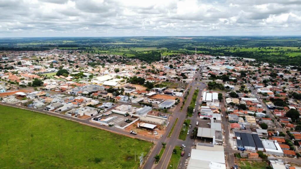 Projeto Sucuriú: Arauco conclui a instalação da primeira coluna da maior caldeira de recuperação química do mundo