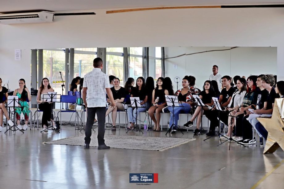 Coral Renascer de Três Lagoas vive etapa decisiva de preparação para o evento “BE YOURSELF – Sua Melhor Versão” Coral Renascer de Três Lagoas vive etapa decisiva de preparação para o evento “BE YOURSELF – Sua Melhor Versão”