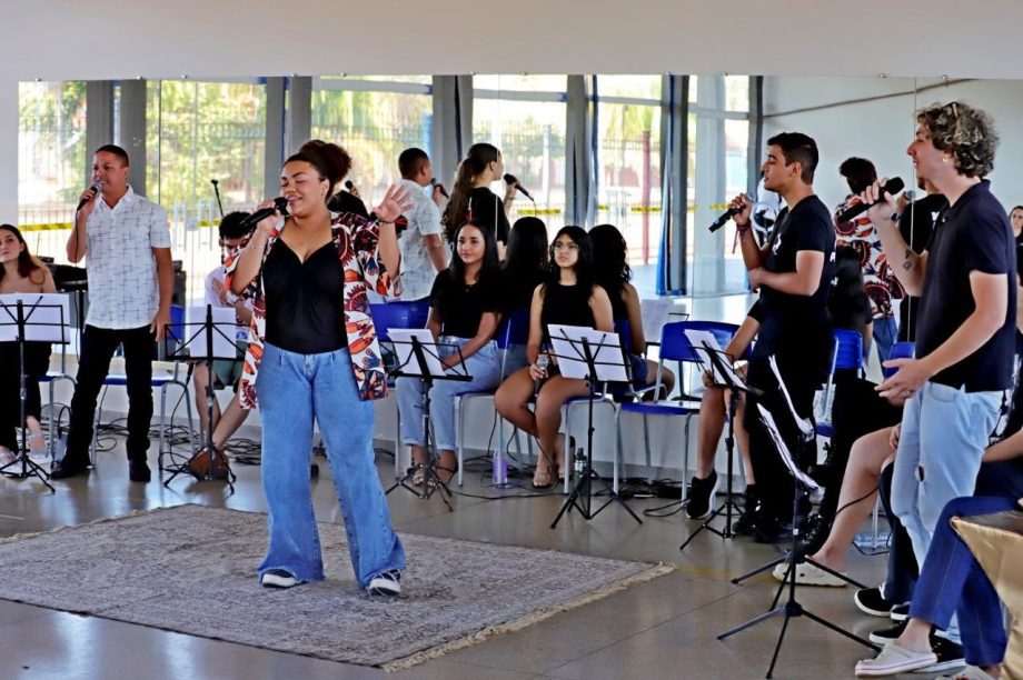 Coral Renascer de Três Lagoas vive etapa decisiva de preparação para o evento “BE YOURSELF – Sua Melhor Versão” Coral Renascer de Três Lagoas vive etapa decisiva de preparação para o evento “BE YOURSELF – Sua Melhor Versão”