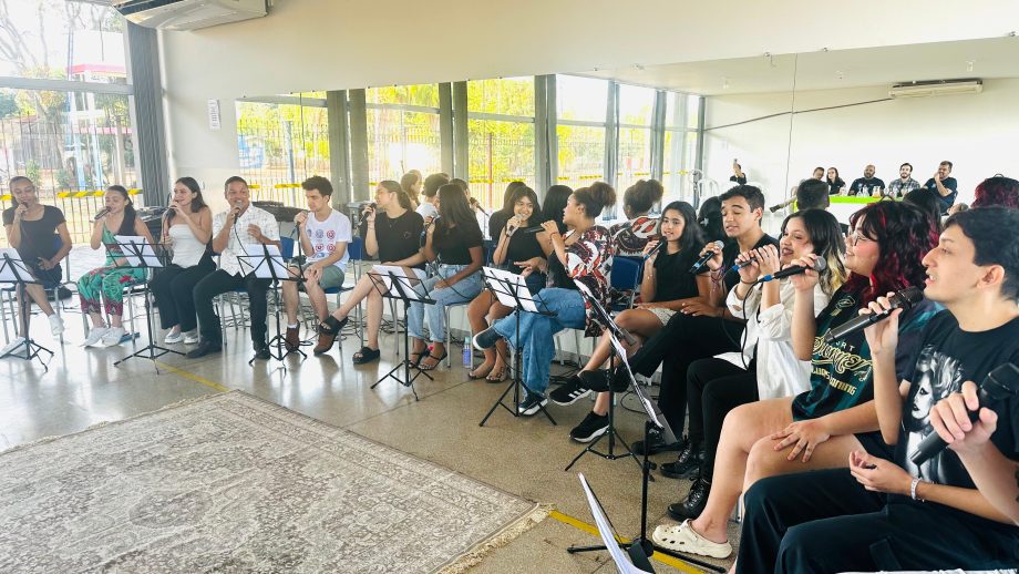 Coral Renascer de Três Lagoas vive etapa decisiva de preparação para o evento “BE YOURSELF – Sua Melhor Versão” Coral Renascer de Três Lagoas vive etapa decisiva de preparação para o evento “BE YOURSELF – Sua Melhor Versão”