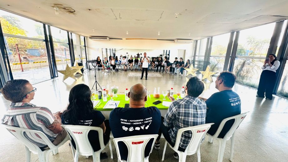 Coral Renascer de Três Lagoas vive etapa decisiva de preparação para o evento “BE YOURSELF – Sua Melhor Versão” Coral Renascer de Três Lagoas vive etapa decisiva de preparação para o evento “BE YOURSELF – Sua Melhor Versão”