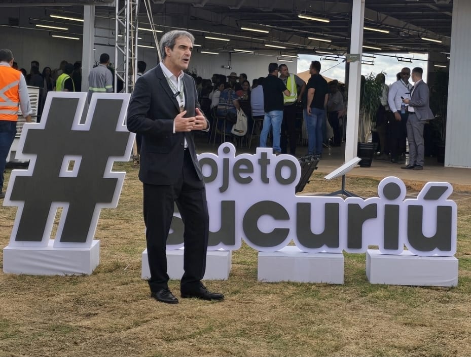 Projeto Sucuriú: Arauco conclui a instalação da primeira coluna da maior caldeira de recuperação química do mundo