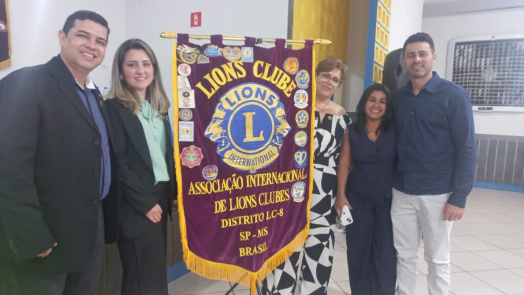 Lions Clube empossa novo presidente em cerimônia marcada por emoção e compromisso com a comunidade