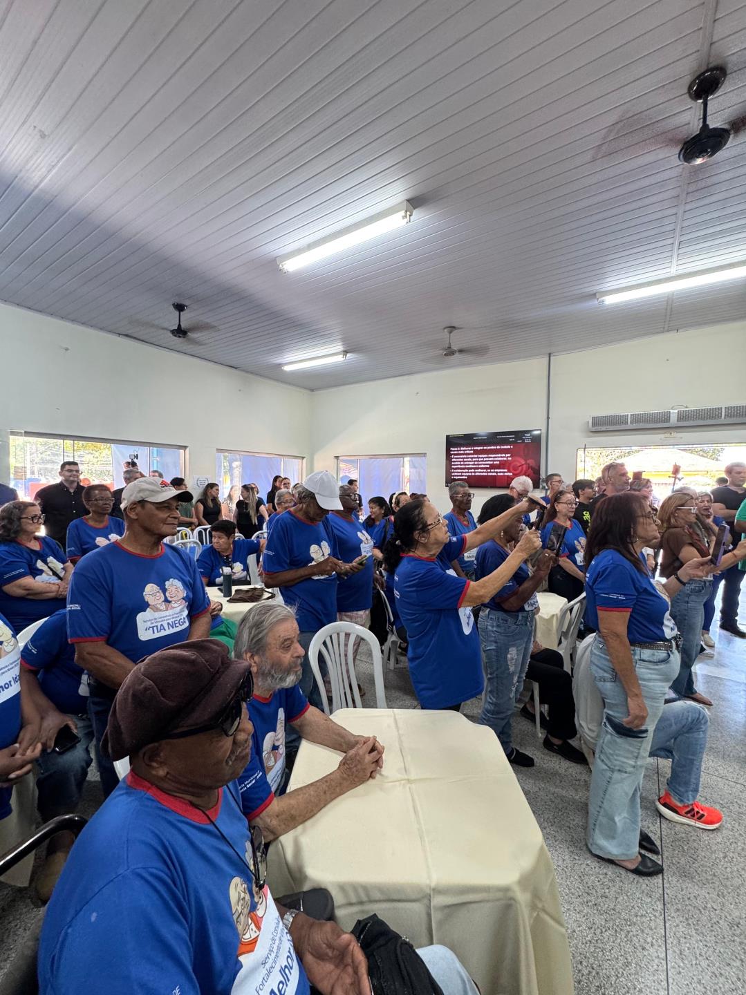 Vereadores prestigiam solenidade de revitalização do Centro de Convivência