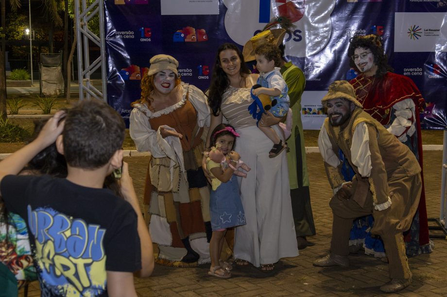 Peça “A Princesa Engasgada” encanta Três Lagoas com reflexões sobre superação e transformação social Peça “A Princesa Engasgada” encanta Três Lagoas com reflexões sobre superação e transformação social