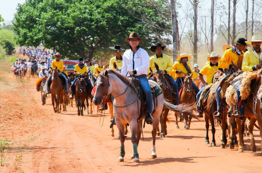 18ª Cavalgada de Arapuá reuniu mais de 11 mil pessoas; veja as fotos