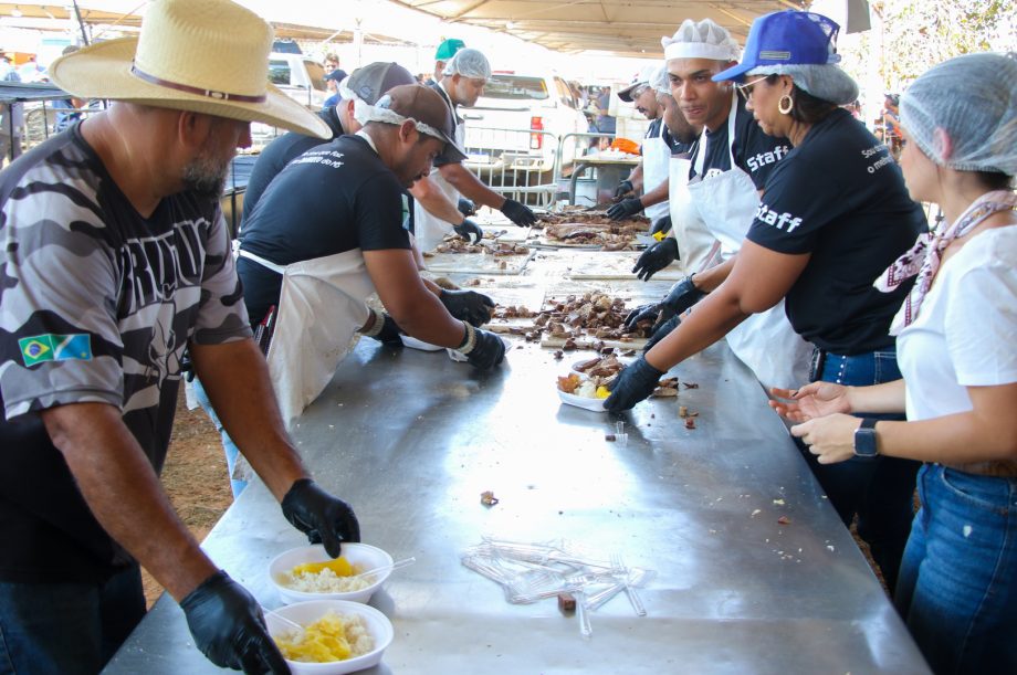 18ª Cavalgada de Arapuá reuniu mais de 11 mil pessoas; veja as fotos