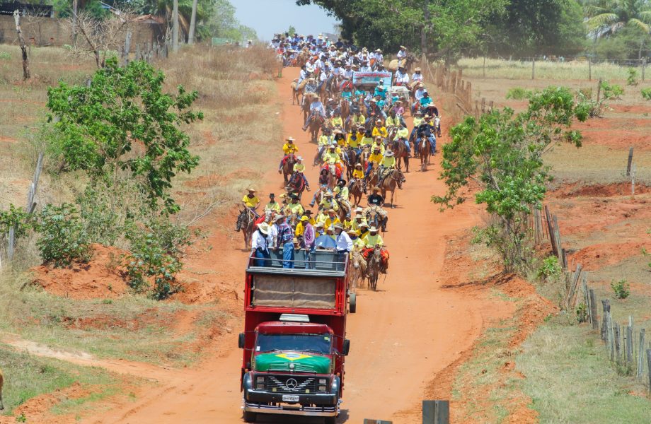 18ª Cavalgada de Arapuá reuniu mais de 11 mil pessoas; veja as fotos