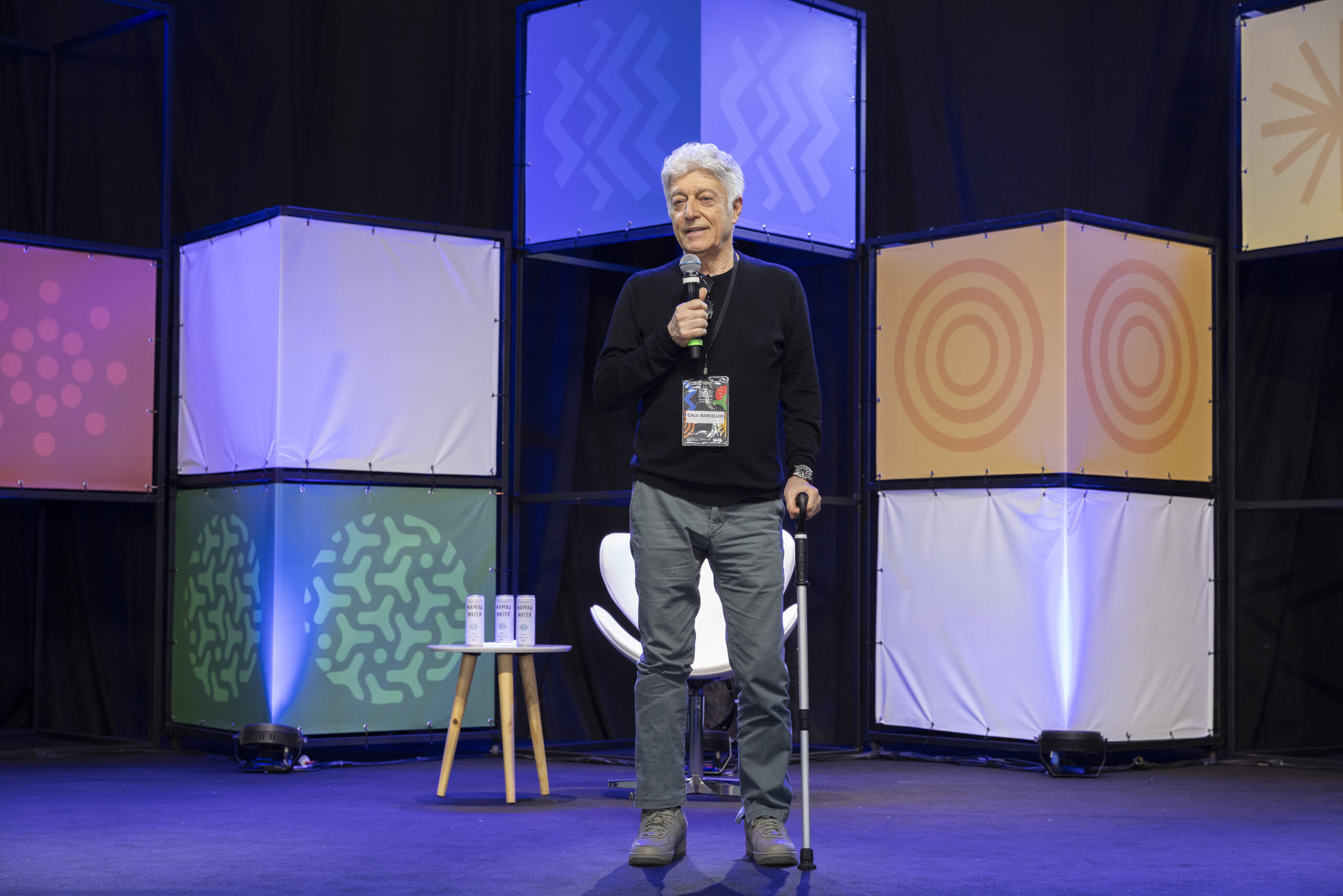 Caco Barcellos destaca a força do jornalismo como instrumento de transformação Caco Barcellos destaca a força do jornalismo como instrumento de transformação