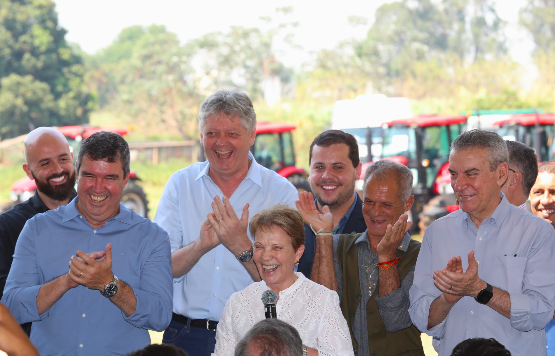 Para melhoria da agricultura familiar em 20 municípios, Governo de MS entrega equipamentos Para melhoria da agricultura familiar em 20 municípios, Governo de MS entrega equipamentos