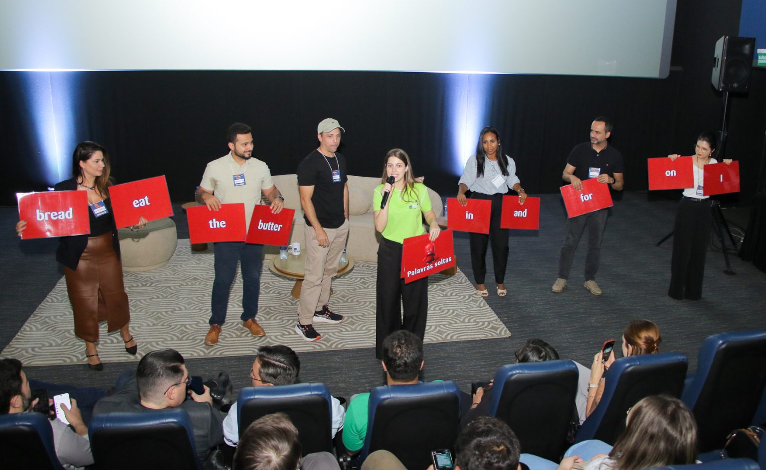 Secretário de Desenvolvimento Econômico de TL destaca papel estratégico da celulose em evento do setor Secretário de Desenvolvimento Econômico de TL destaca papel estratégico da celulose em evento do setor