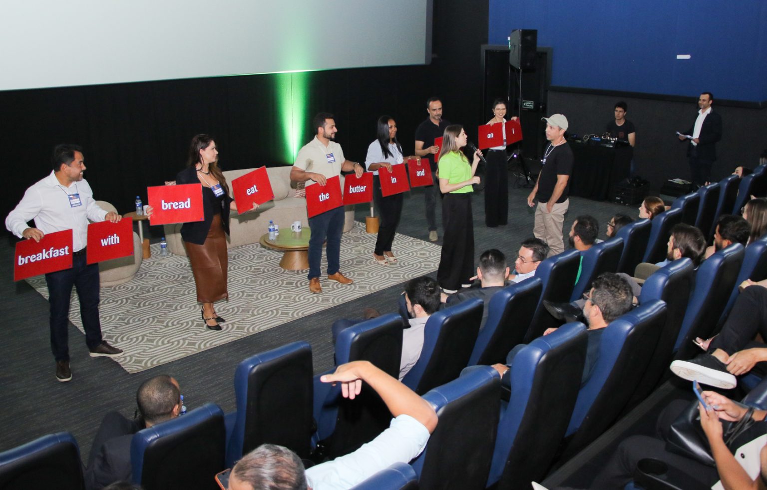 Secretário de Desenvolvimento Econômico de TL destaca papel estratégico da celulose em evento do setor Secretário de Desenvolvimento Econômico de TL destaca papel estratégico da celulose em evento do setor