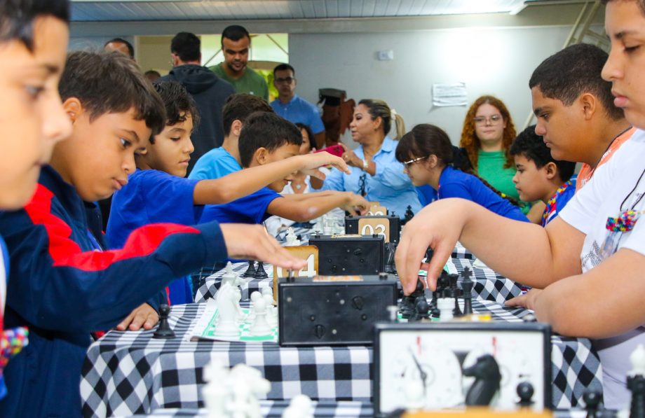 CAMPEONATO-XADREZ-AUTISTAS-25-04-13-scaled