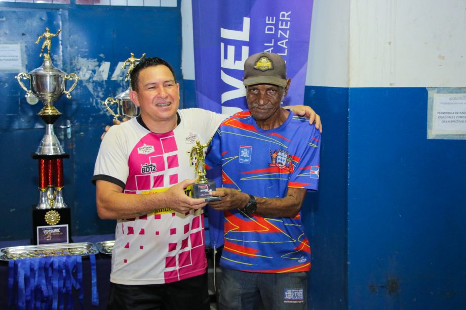 OT Marrucos vence nos Pênaltis e conquista a taça de campeão do Sênior 45+ no Madrugadão OT Marrucos vence nos Pênaltis e conquista a taça de campeão do Sênior 45+ no Madrugadão