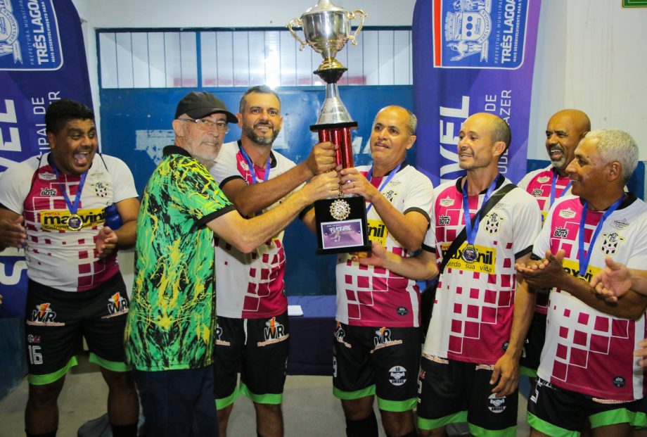 OT Marrucos vence nos Pênaltis e conquista a taça de campeão do Sênior 45+ no Madrugadão OT Marrucos vence nos Pênaltis e conquista a taça de campeão do Sênior 45+ no Madrugadão