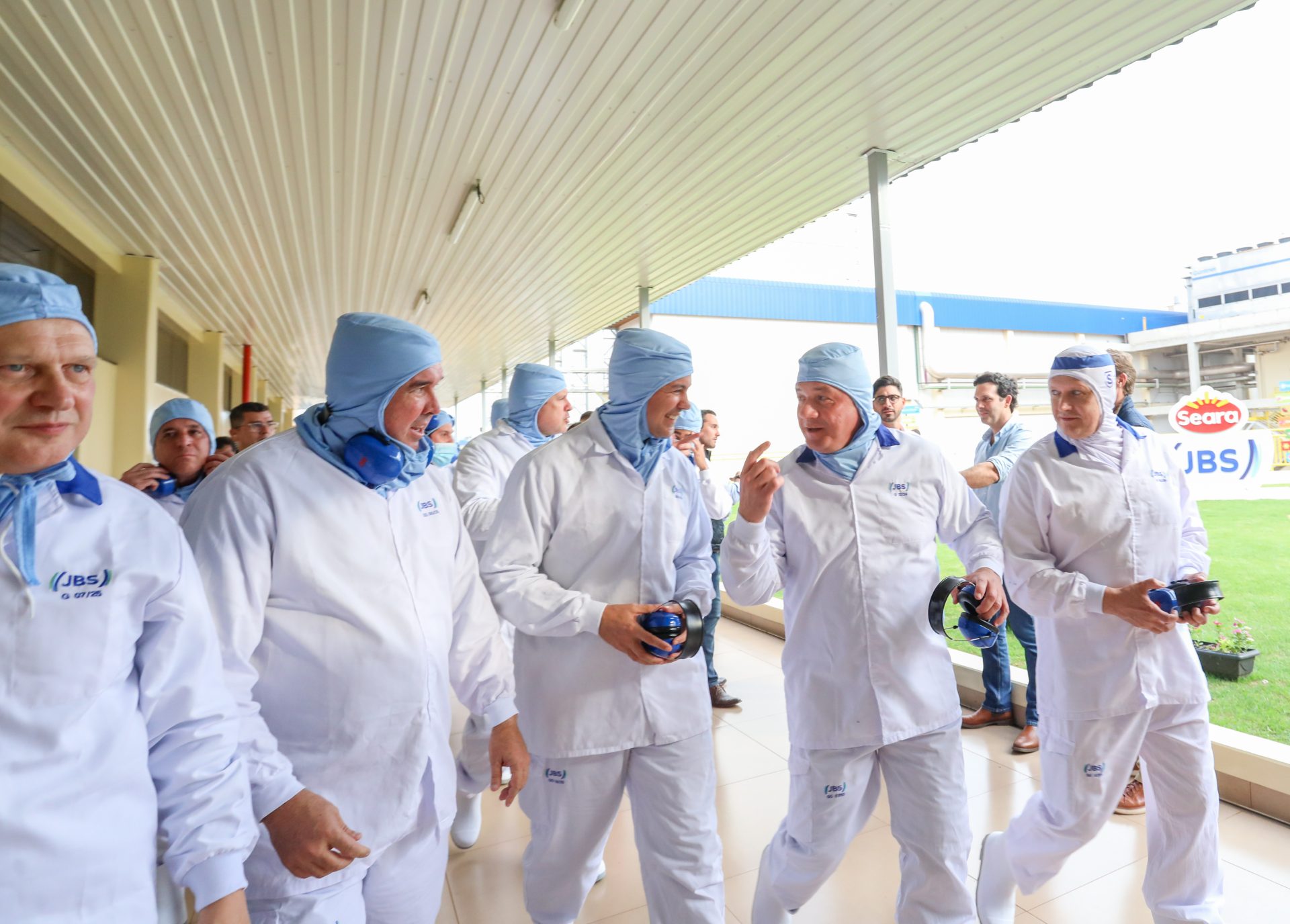 Modelo de gestão fiscal e econômica de MS ganha elogios de presidente do Paraguai e gigante do setor de carnes