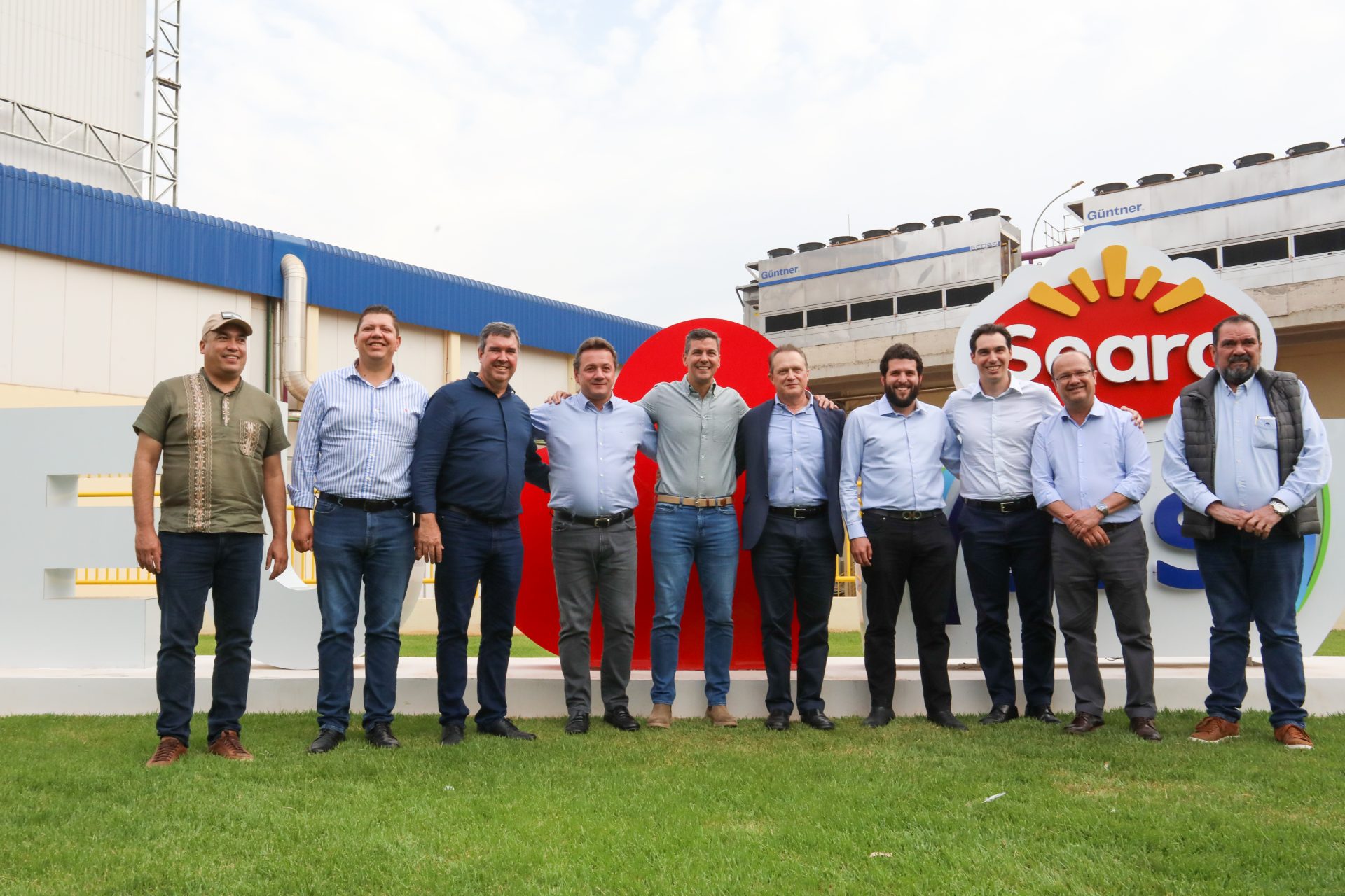 Modelo de gestão fiscal e econômica de MS ganha elogios de presidente do Paraguai e gigante do setor de carnes