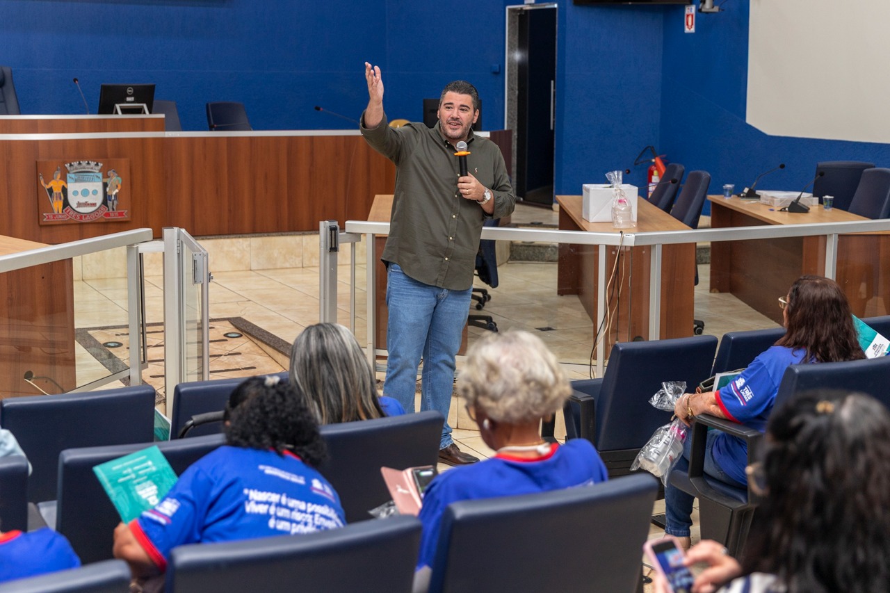Projeto Visita Guiada acolhe melhor idade