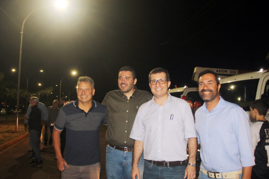 Três Lagoas dá o start na modernização da iluminação pública com tecnologia de ponta em LED Três Lagoas dá o start na modernização da iluminação pública com tecnologia de ponta em LED