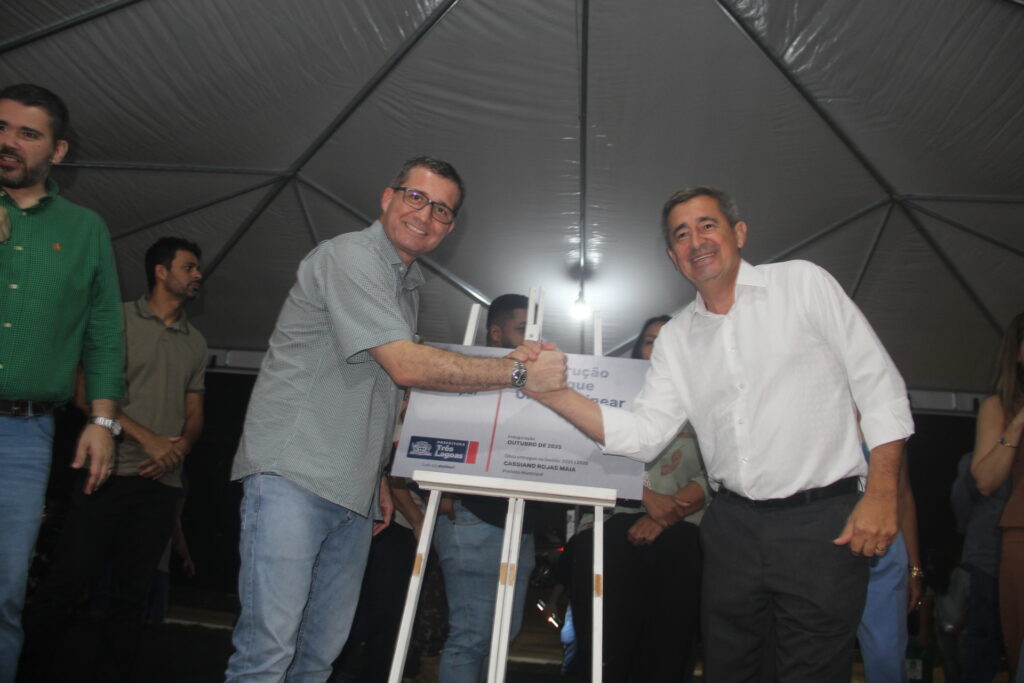 Vereadores prestigiam inauguração do parque linear da avenida Rosário Congro Vereadores prestigiam inauguração do parque linear da avenida Rosário Congro