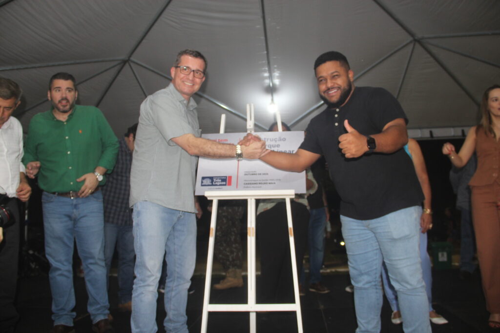 Vereadores prestigiam inauguração do parque linear da avenida Rosário Congro Vereadores prestigiam inauguração do parque linear da avenida Rosário Congro