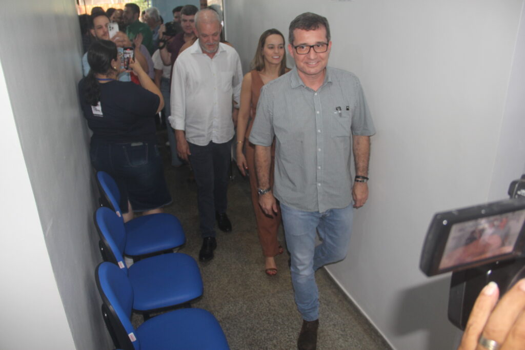 Reforma da USF Santo André é entregue e prefeito reforça compromisso com a saúde em Três Lagoas Reforma da USF Santo André é entregue e prefeito reforça compromisso com a saúde em Três Lagoas