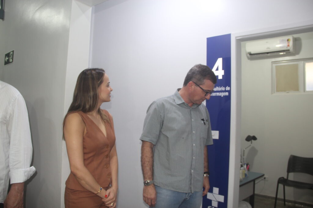 Reforma da USF Santo André é entregue e prefeito reforça compromisso com a saúde em Três Lagoas Reforma da USF Santo André é entregue e prefeito reforça compromisso com a saúde em Três Lagoas