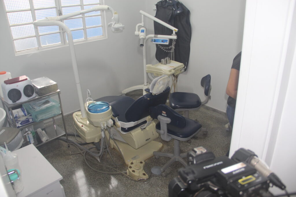 Reforma da USF Santo André é entregue e prefeito reforça compromisso com a saúde em Três Lagoas Reforma da USF Santo André é entregue e prefeito reforça compromisso com a saúde em Três Lagoas