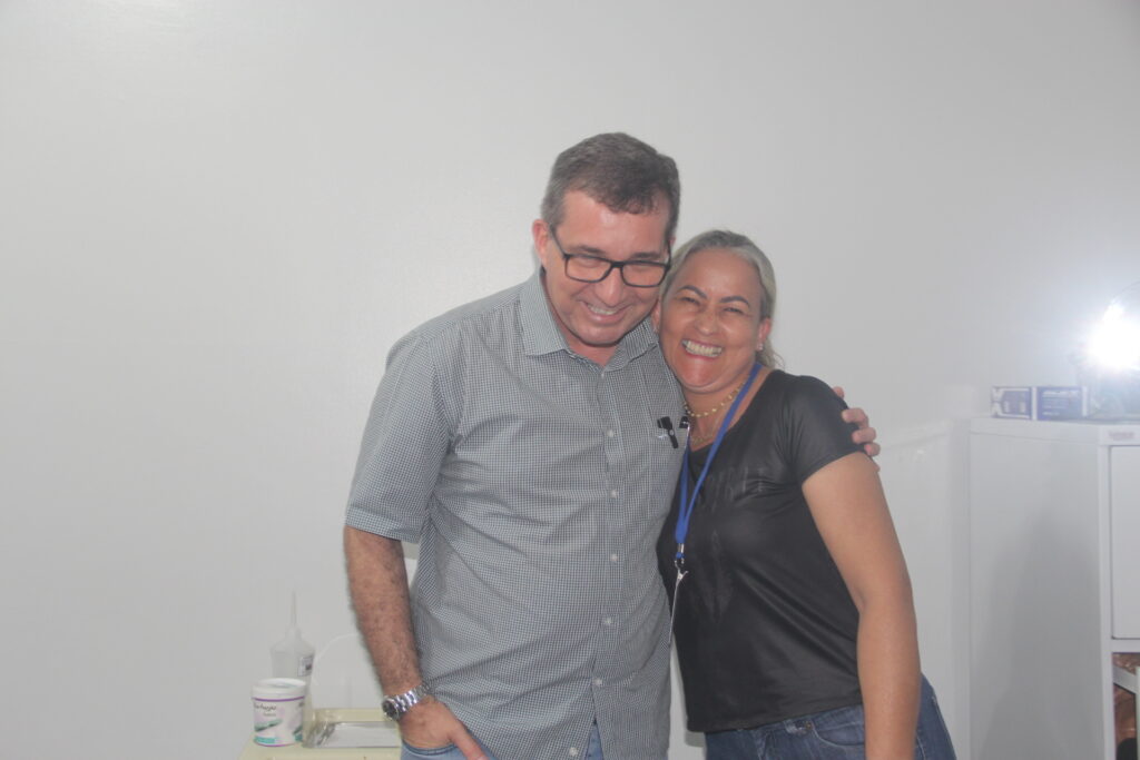 Reforma da USF Santo André é entregue e prefeito reforça compromisso com a saúde em Três Lagoas Reforma da USF Santo André é entregue e prefeito reforça compromisso com a saúde em Três Lagoas