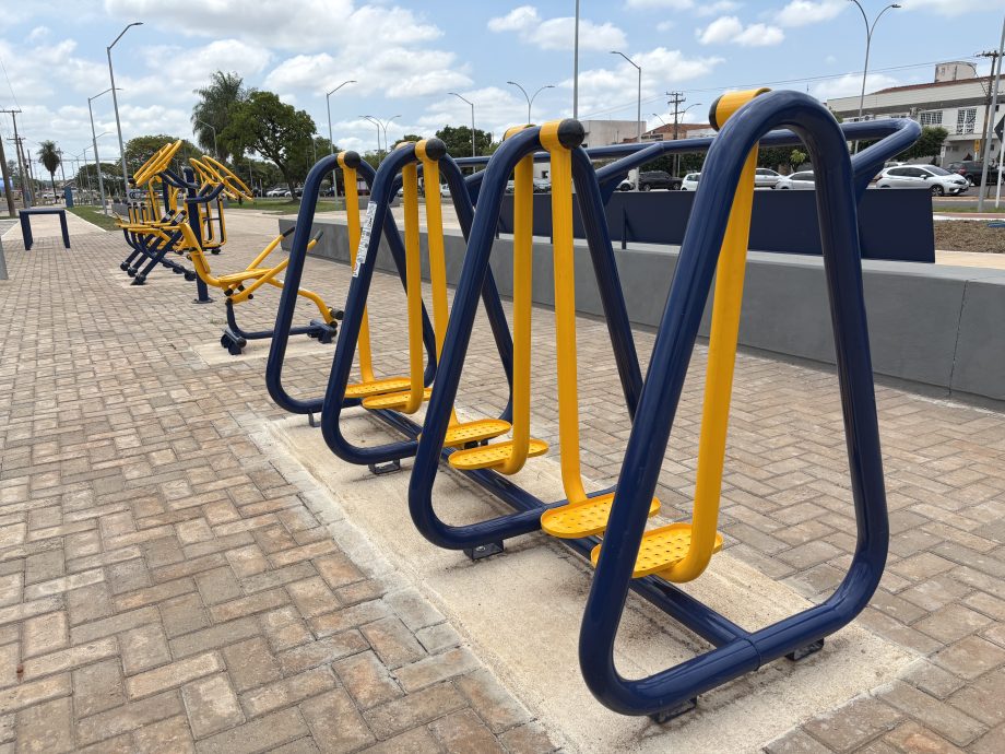 Parque Urbano Linear da Av. Rosário Congro é inaugurado pelo prefeito de Três Lagoas Parque Urbano Linear da Av. Rosário Congro é inaugurado pelo prefeito de Três Lagoas