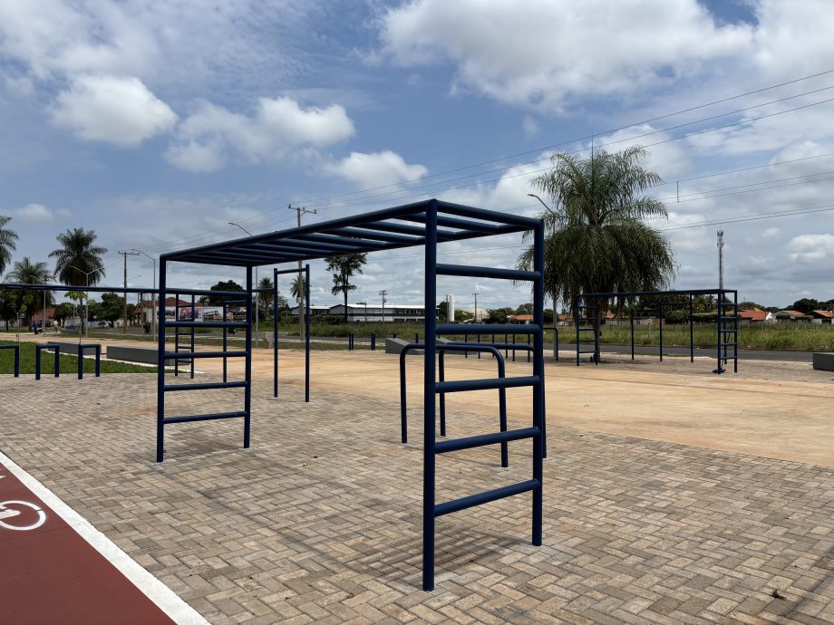 Parque Urbano Linear da Av. Rosário Congro é inaugurado pelo prefeito de Três Lagoas Parque Urbano Linear da Av. Rosário Congro é inaugurado pelo prefeito de Três Lagoas