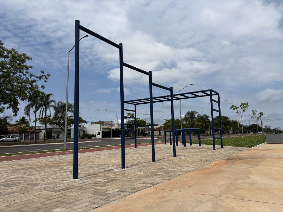 Parque Urbano Linear da Av. Rosário Congro é inaugurado pelo prefeito de Três Lagoas Parque Urbano Linear da Av. Rosário Congro é inaugurado pelo prefeito de Três Lagoas