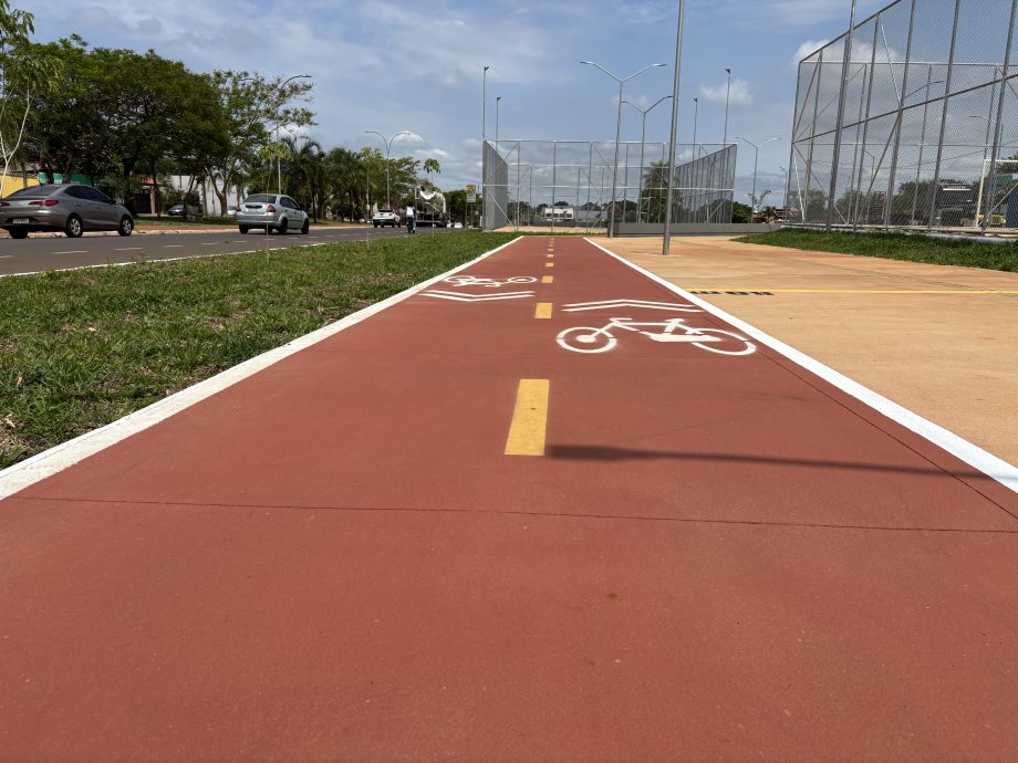 Parque Urbano Linear da Av. Rosário Congro é inaugurado pelo prefeito de Três Lagoas Parque Urbano Linear da Av. Rosário Congro é inaugurado pelo prefeito de Três Lagoas